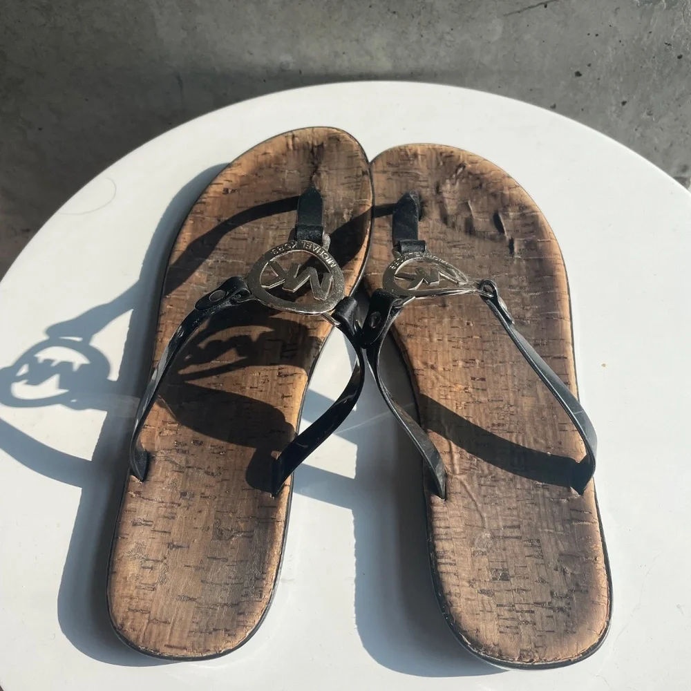 Used Michael Kors Flip Flops | Designer Summer Sandals Logo Thong Sandals